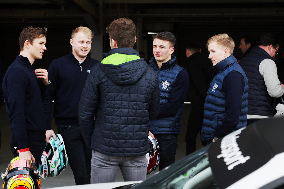 superstars2 BRDC SuperStars in discussion in the pits